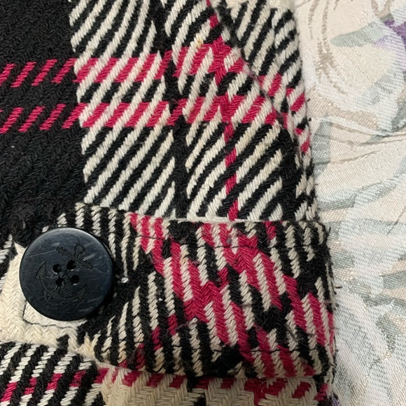 Cute dollhouse jacket, black, white, red, nice shape - Picture 6 of 8